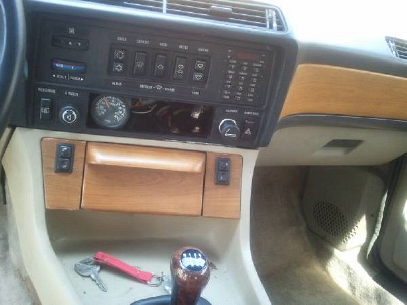 Illustration for article titled A 1984 BMW 745i Turbo for $2,800?